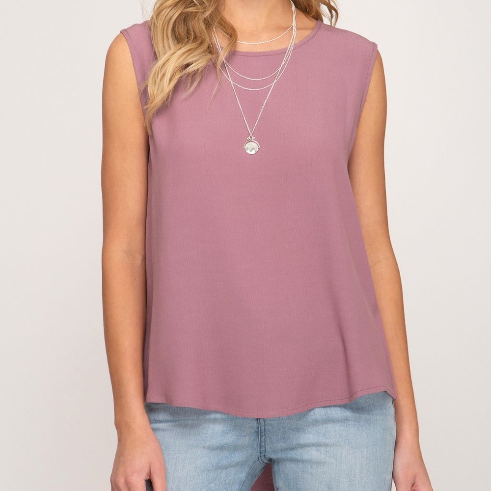 🔴 $5 $10 $15 SALE 🔴 NWT! She & Sky Mulberry Sleeveless Blouse